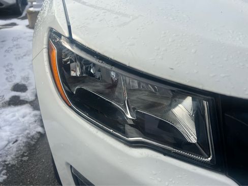 Used 2019 Jeep Compass Latitude w/ Cold Weather Group image 2