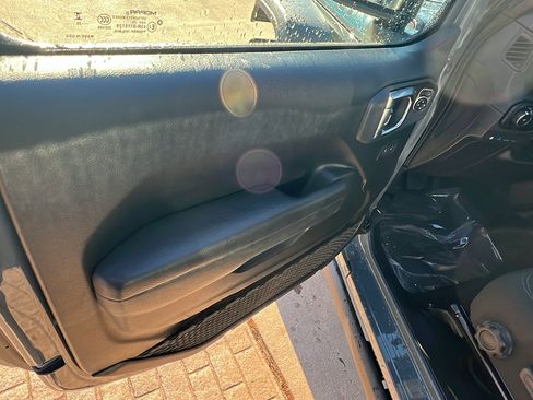 Used 2025 Jeep Wrangler Unlimited Rubicon 4xe w/ Convenience Group image 14