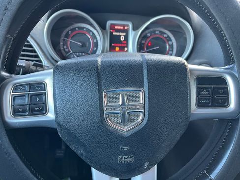 Used 2020 Dodge Journey SE w/ SE Popular Equipment Group image 7