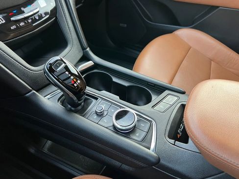 Certified 2021 Cadillac XT5 Premium Luxury w/ LPO, Floor Liner Package image 44