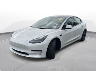 Used 2022 Tesla Model 3 Long Range video 2