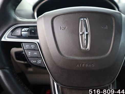 Used 2020 Lincoln Nautilus Reserve w/ Equipment Group 202A image 22