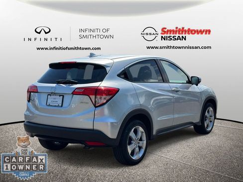 Used 2016 Honda HR-V EX image 9