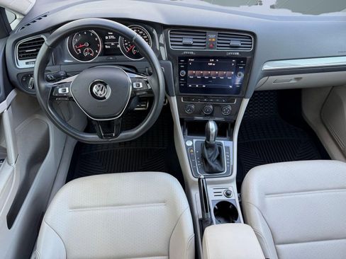 Used 2019 Volkswagen Golf Alltrack SE AWD/4WD image 25