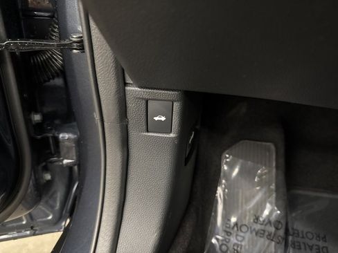 New 2025 Honda Accord LX image 28