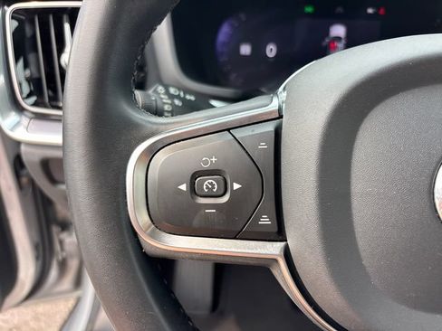 Used 2024 Volvo S60 B5 Core FWD image 20