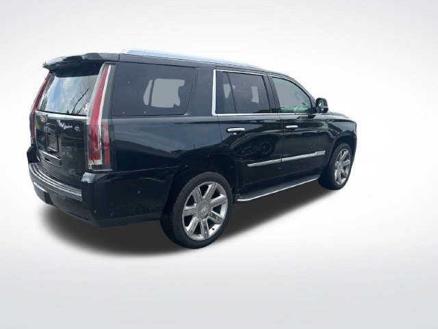 Used 2020 Cadillac Escalade Luxury RWD image 5
