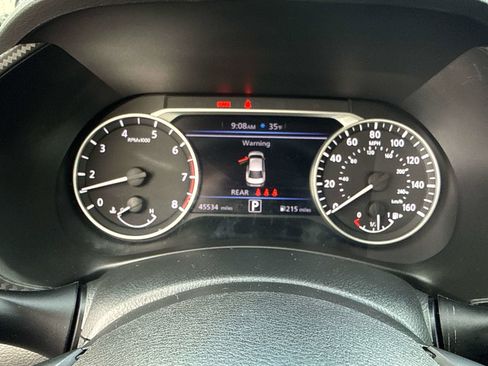 Used 2024 Nissan Sentra SV image 24