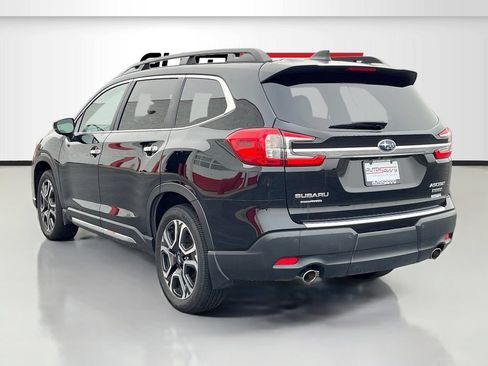 Used 2025 Subaru Ascent Touring w/ Popular Package #1 AWD/4WD image 5
