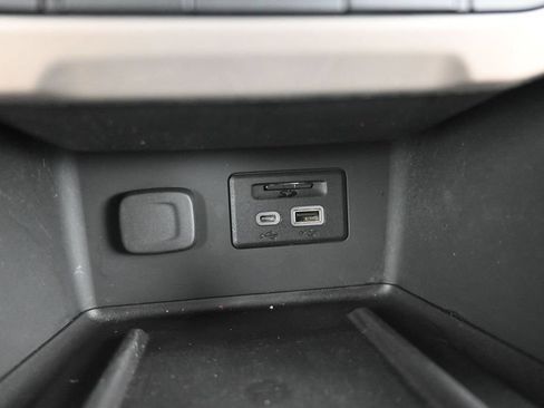 Used 2023 GMC Acadia Denali w/ Trailering Package AWD/4WD image 32