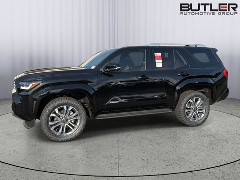 New 2026 Toyota 4Runner Limited AWD/4WD image 3