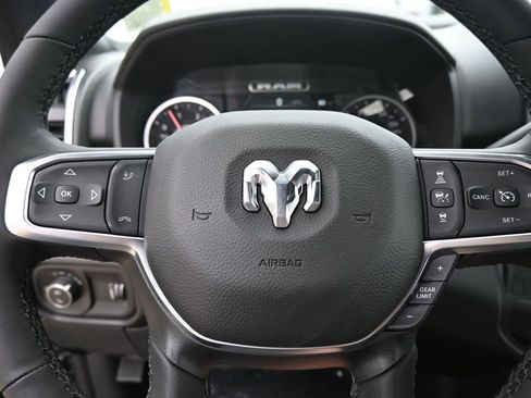 New 2026 RAM 2500 Big Horn AWD/4WD image 19