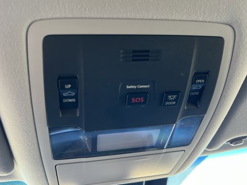 Used 2017 Lexus RX 350 AWD w/ Premium Package image 28