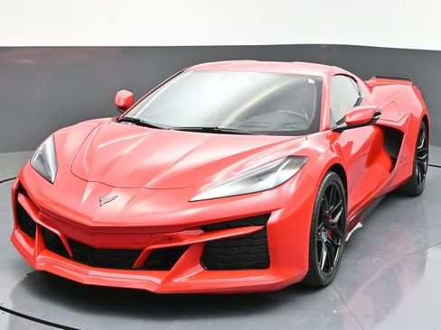 Used 2024 Chevrolet Corvette Z06 w/ Stealth Interior Trim Package RWD image 3