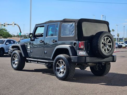 Used 2017 Jeep Wrangler Unlimited Sport w/ Connectivity Group AWD/4WD image 8