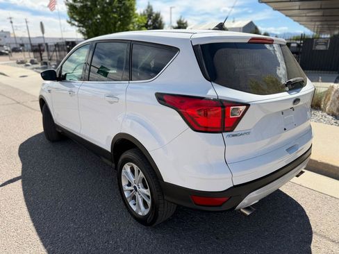 Used 2019 Ford Escape SE AWD/4WD image 3
