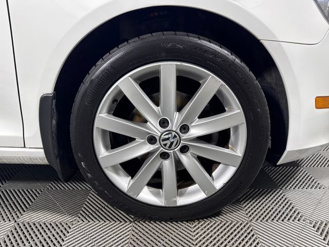 Used 2014 Volkswagen Jetta SE FWD image 11