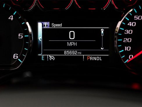 Used 2019 Chevrolet Tahoe LT image 17