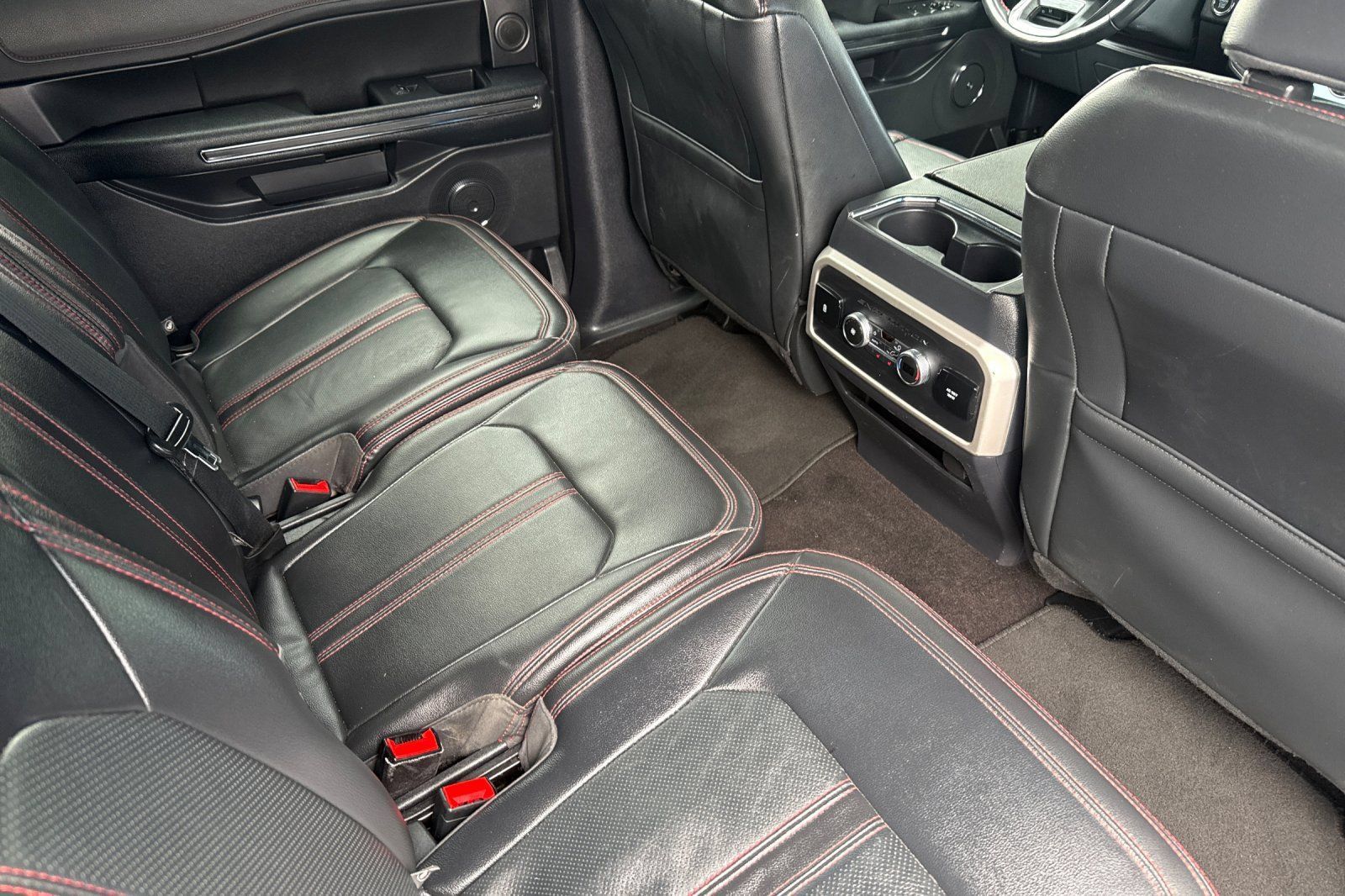 Used 2022 Ford Expedition Max Limited AWD/4WD image 18
