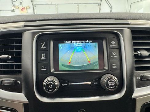 Used 2018 RAM 1500 Outdoorsman AWD/4WD image 35