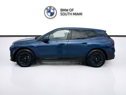 Used 2023 BMW iX xDrive50 w/ Convenience Package AWD/4WD image 4