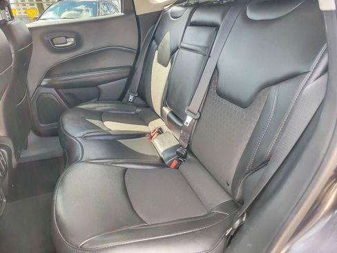 Used 2019 Jeep Compass Altitude image 11