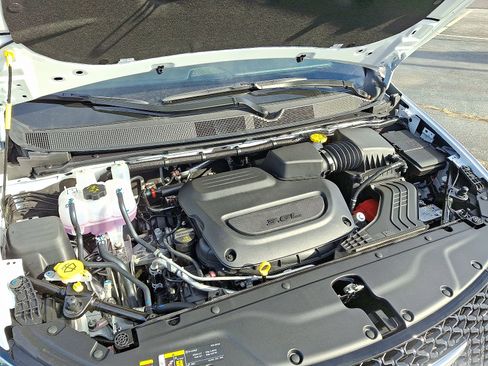 New 2026 Chrysler Pacifica Limited image 21