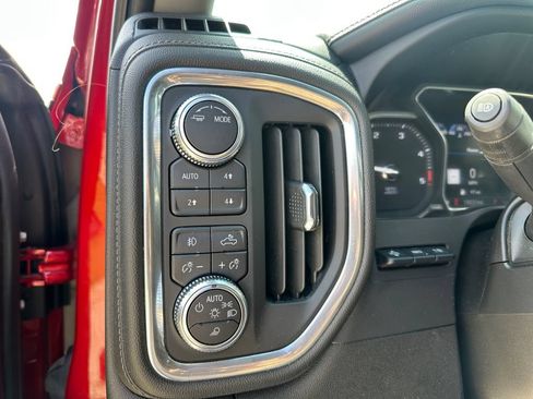 Used 2021 GMC Sierra 2500 Denali w/ Denali Ultimate Package AWD/4WD image 17
