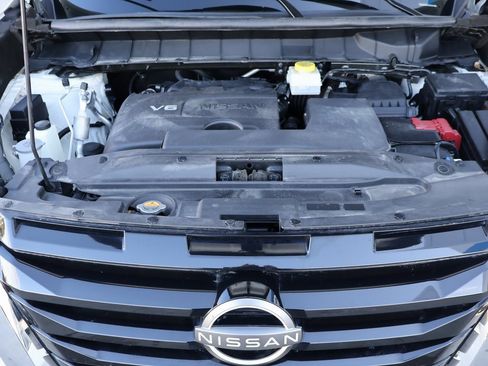 Used 2022 Nissan Pathfinder SV image 41