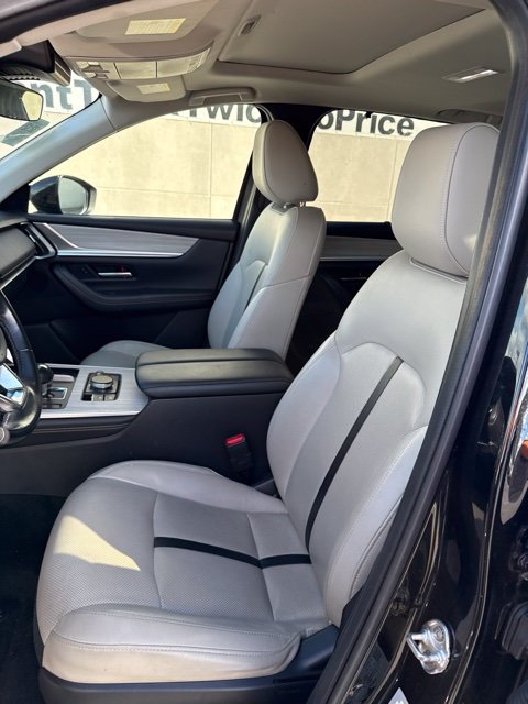 Used 2024 MAZDA CX-90 3.3 Turbo w/ Preferred Plus AWD/4WD image 15