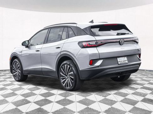 Certified 2025 Volkswagen ID.4 Pro AWD/4WD image 14