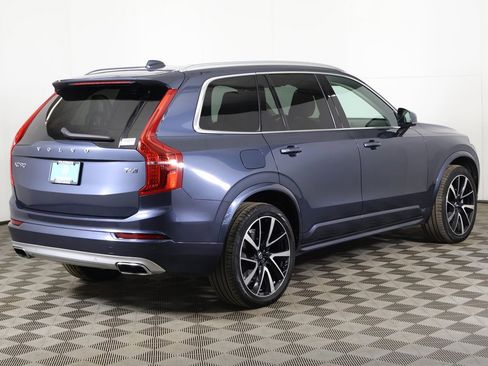 Used 2021 Volvo XC90 T6 Momentum w/ Climate Package image 13