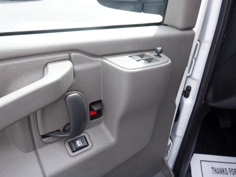 Used 2023 Chevrolet Express 2500 w/ Driver Convenience Package image 15