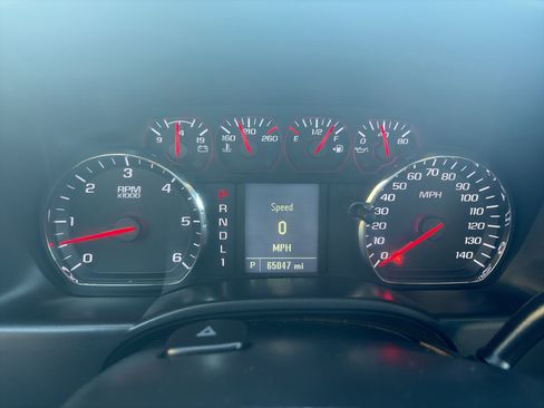 Used 2019 Chevrolet Silverado 2500 W/T AWD/4WD image 15