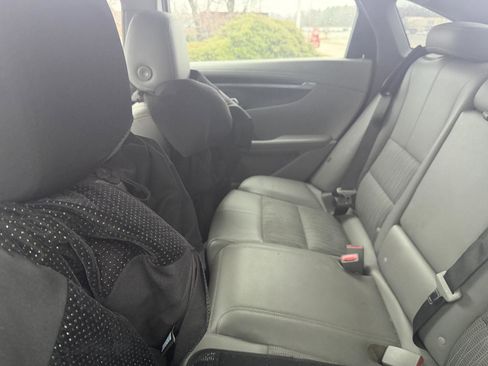 Used 2018 Chevrolet Impala LT image 10