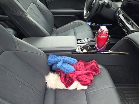 Used 2025 Toyota Camry image 14