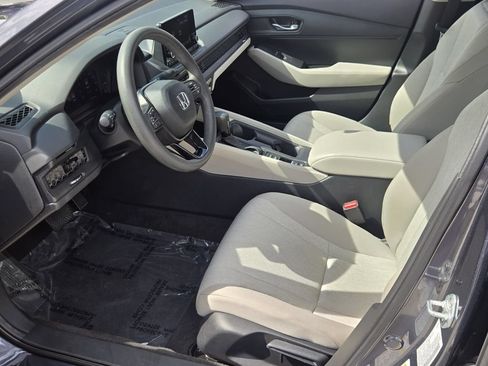 Certified 2025 Honda Accord LX image 10