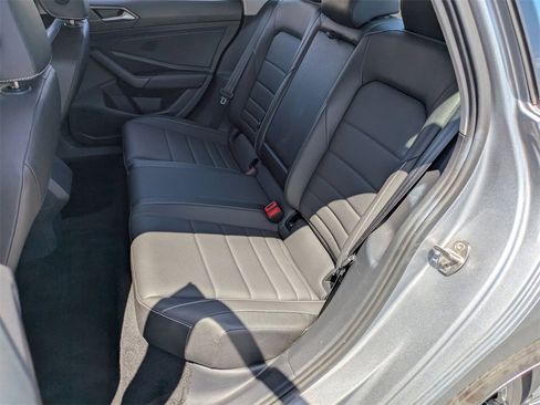 Used 2024 Volkswagen Jetta SE image 26