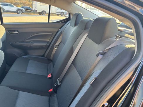 Used 2025 Nissan Versa SV image 23