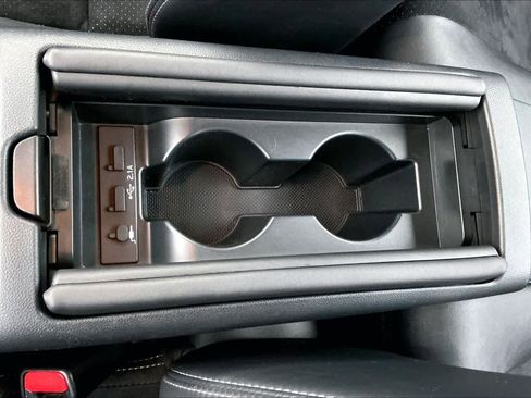 Used 2023 Toyota GR86 Premium image 37