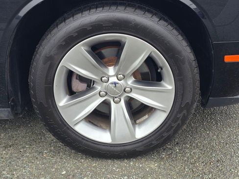 Used 2017 Dodge Challenger SXT w/ Sound Group image 9