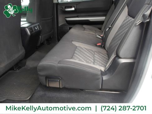 Used 2020 Toyota Tundra 4x4 CrewMax image 11