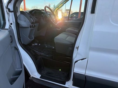 Used 2017 Ford Transit 250 Base image 13