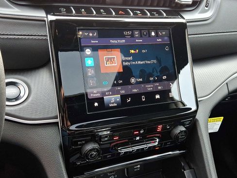 New 2025 Jeep Grand Cherokee Laredo X image 12