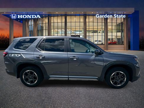 Certified 2024 Honda Pilot EX-L image 5