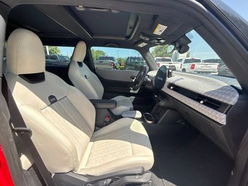 Used 2025 MINI Cooper 2-Door Hardtop FWD image 12
