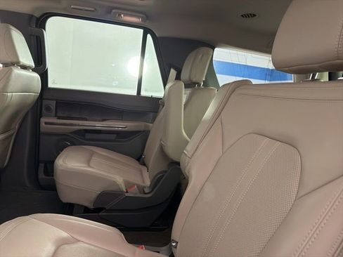 Used 2021 Ford Expedition Limited RWD image 13