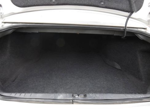 Used 2013 Chevrolet Impala LTZ image 21