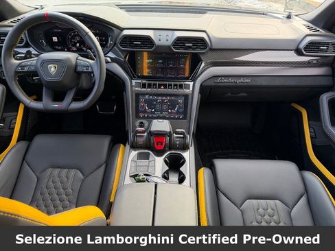 Used 2024 Lamborghini Urus Performante image 30