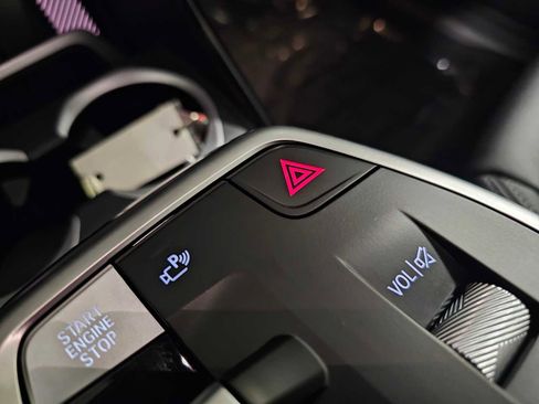 Used 2025 BMW X1 xDrive28i w/ Technology Package image 24